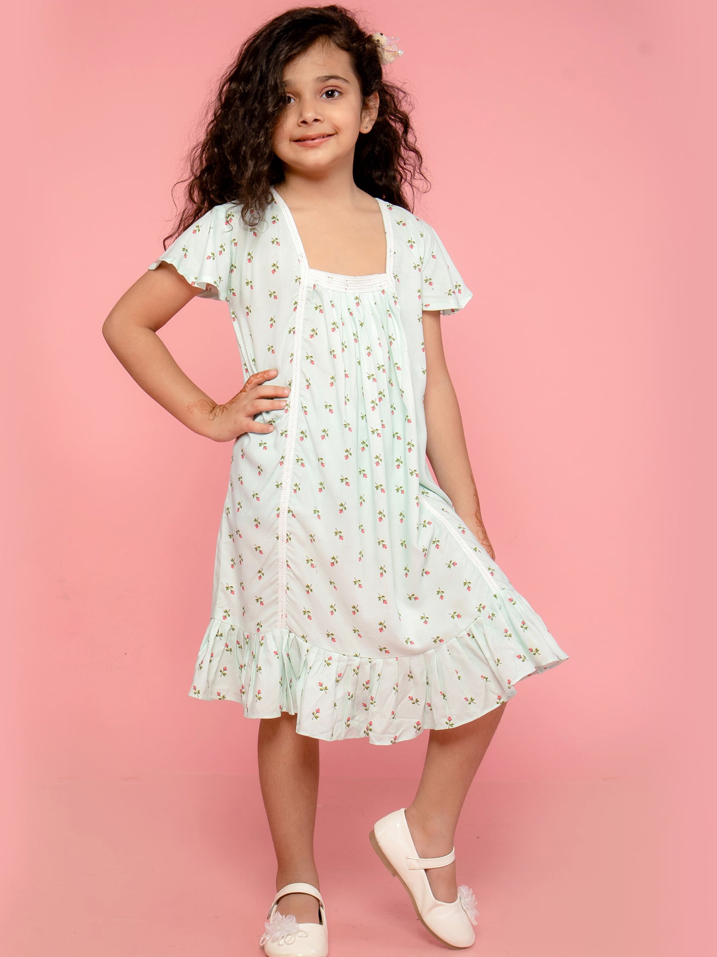 Nancy dress in rose print with lace and hem frill - Green
