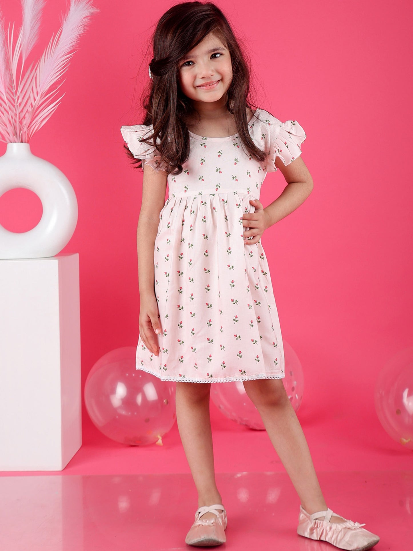 Eloise dress in rose print with hem lace  - Peach