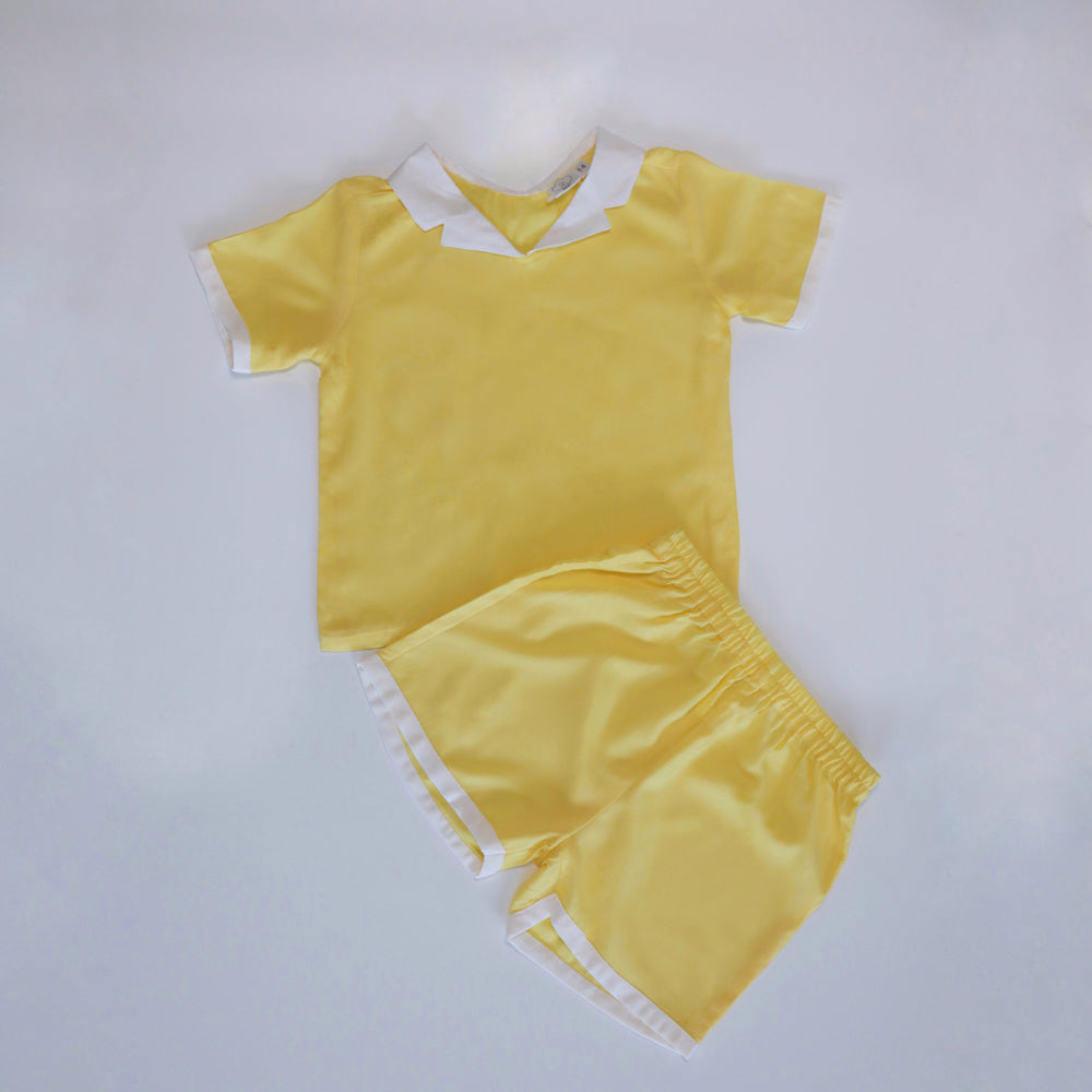 Gardinia Basic cap sleeved shorts Pyjama set with white piping and collar - Yellow